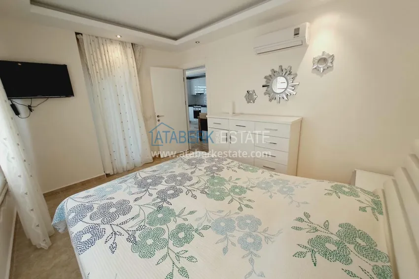 Kupuj  Umeblowane penthouse'y z przeszklonymi balkonami w centrum Alanyi - Plaża Kleopatra 7 