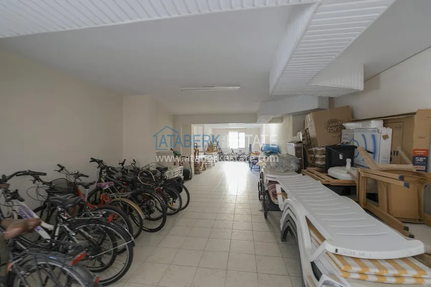 Apartament 2+1 z meblami, przeszklonym balkonem i widokiem na morze, centrum Alanya 10 