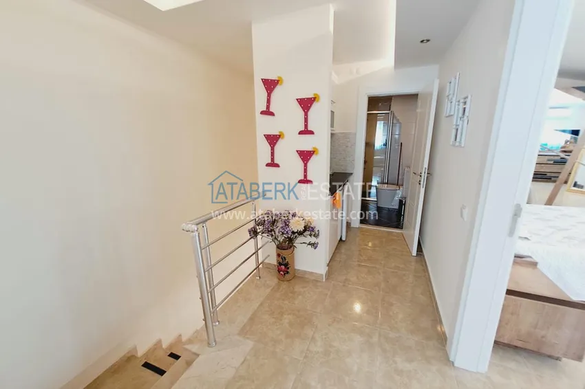 Kupuj  Umeblowane penthouse'y z przeszklonymi balkonami w centrum Alanyi - Plaża Kleopatra 9 