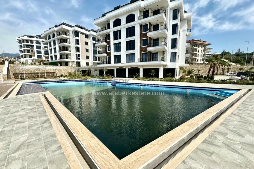Mieszkanie liniowe 3+1 w ekskluzywnym kompleksie mieszkalnym — Alanya, dzielnica Oba 1 