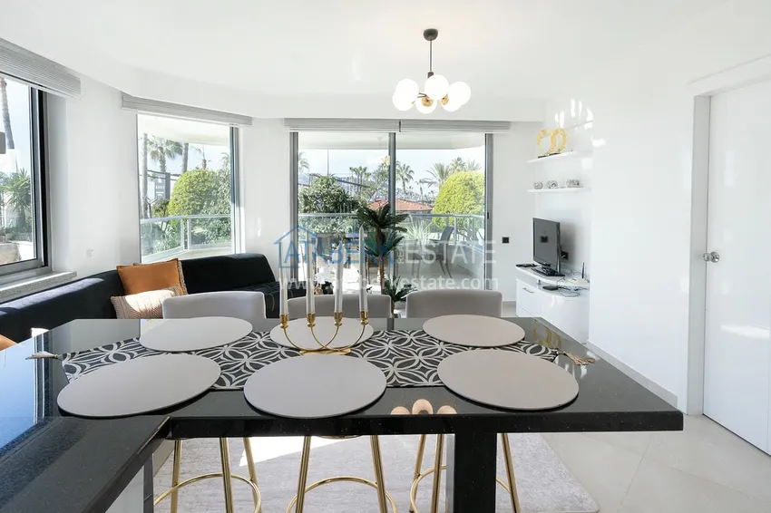 Kupuj  Apartament pod klucz przy plaży w Alanya, dzielnica Oba. Nadaje się do zezwolenia na pobyt  4 