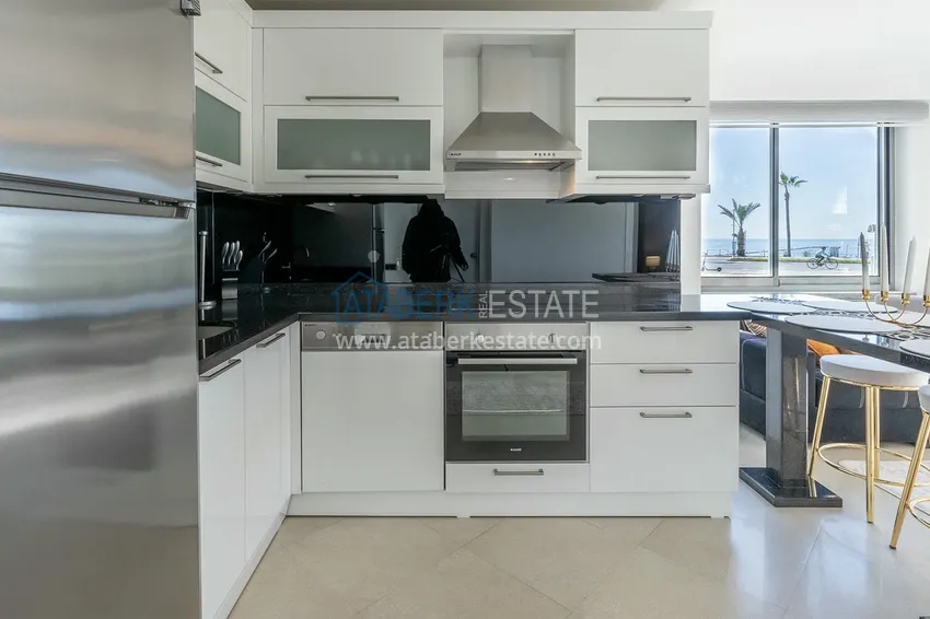 Kupuj  Apartament pod klucz przy plaży w Alanya, dzielnica Oba. Nadaje się do zezwolenia na pobyt  5 