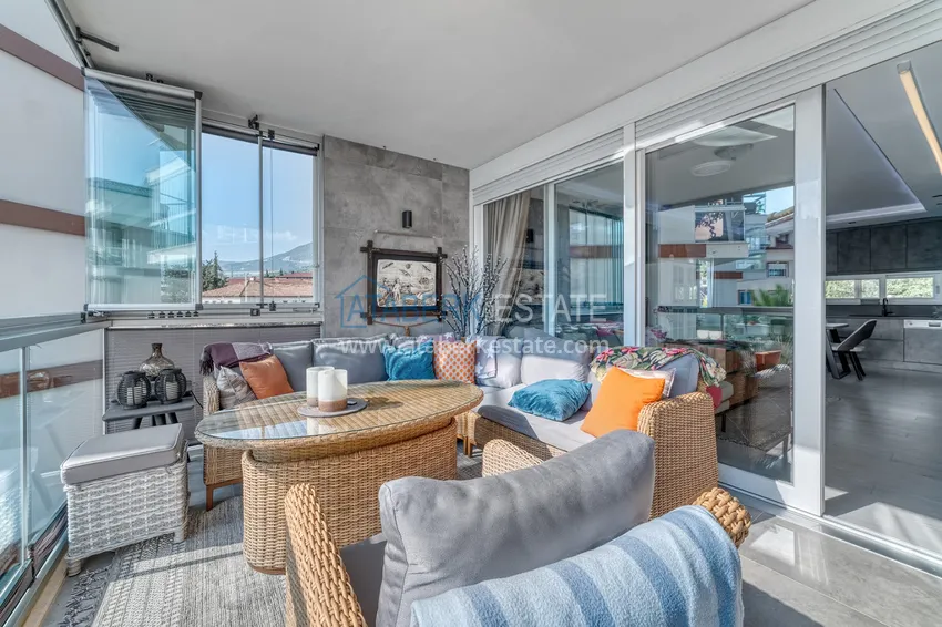 Kupuj  Doskonałe mieszkanie z designerskim remontem w Oba, Alanya 11 