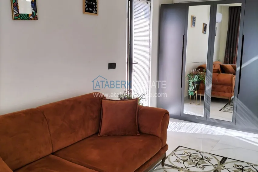 Kupuj  Luksusowy dwupoziomowy penthouse z designerskim remontem zaledwie 200 metrów od plaży Kleopatra 14 