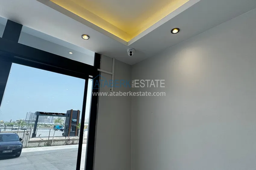 Apartament z jedną sypialnią z pięknym wykończeniem i widokiem na góry w dzielnicy Tomyuk, Mersin. Rata jest możliwa 24 