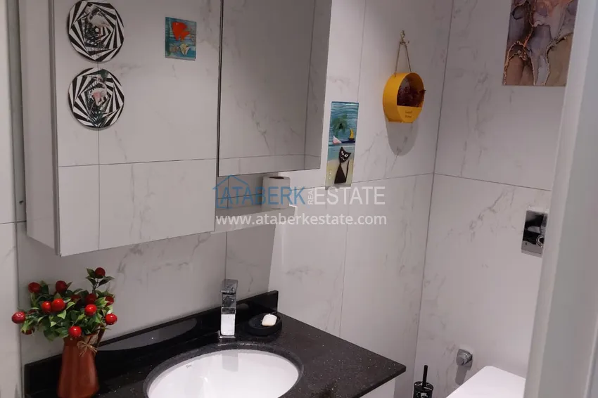 Kupuj  Luksusowy dwupoziomowy penthouse z designerskim remontem zaledwie 200 metrów od plaży Kleopatra 20 