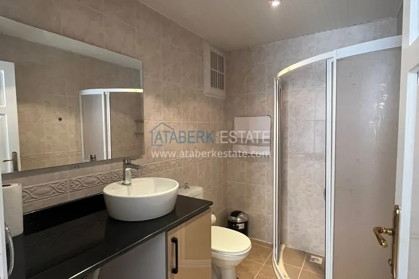 Kupuj Odnowiony apartament z nowymi meblami 300 metrów od morza - dzielnica Oba, Alanya 23