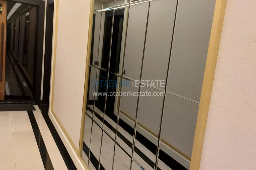 Kupuj  Luksusowy dwupoziomowy penthouse z designerskim remontem zaledwie 200 metrów od plaży Kleopatra 2 