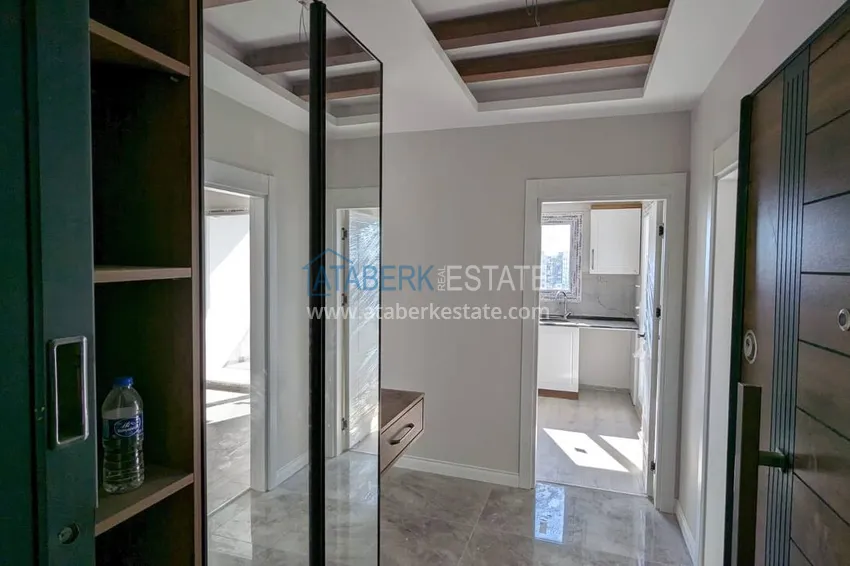 Kupuj  Apartament z jedną sypialnią z pięknym wykończeniem i widokiem na góry w dzielnicy Tomyuk, Mersin. Rata jest możliwa 2 