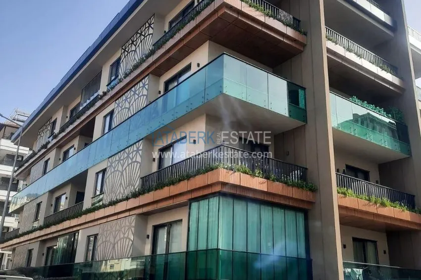 Luksusowy dwupoziomowy penthouse z designerskim remontem zaledwie 200 metrów od plaży Kleopatra 3 