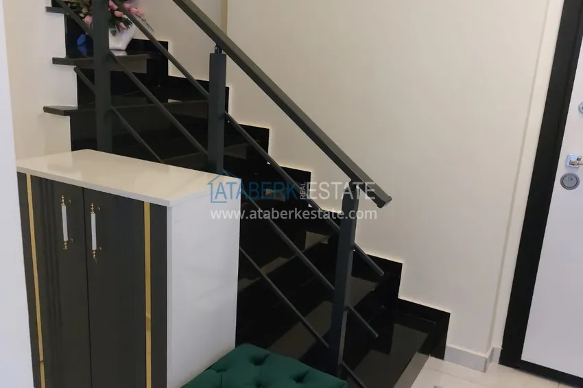 Kupuj  Luksusowy dwupoziomowy penthouse z designerskim remontem zaledwie 200 metrów od plaży Kleopatra 4 