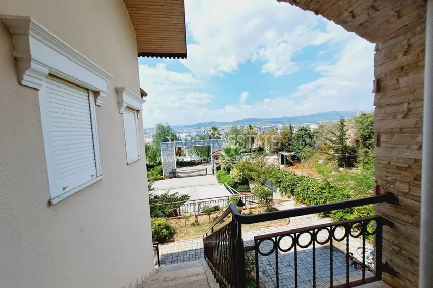 Kupuj  Dwupoziomowy apartament z meblami, oddzielną kuchnią i widokiem na morze - Alanya, dzielnica Turkler 1 