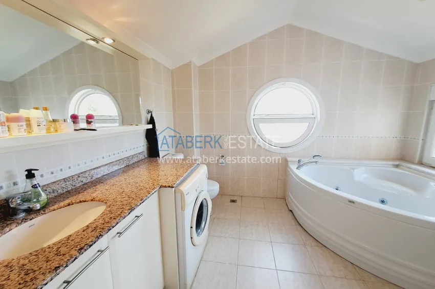 Kupuj  Dwupoziomowy apartament z meblami, oddzielną kuchnią i widokiem na morze - Alanya, dzielnica Turkler 28 