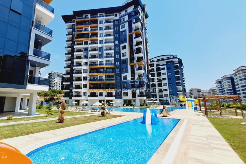 Pilna sprzedaż! Luksusowy dwupoziomowy penthouse z widokiem w Alanya, dzielnica Mahmutlar 1 