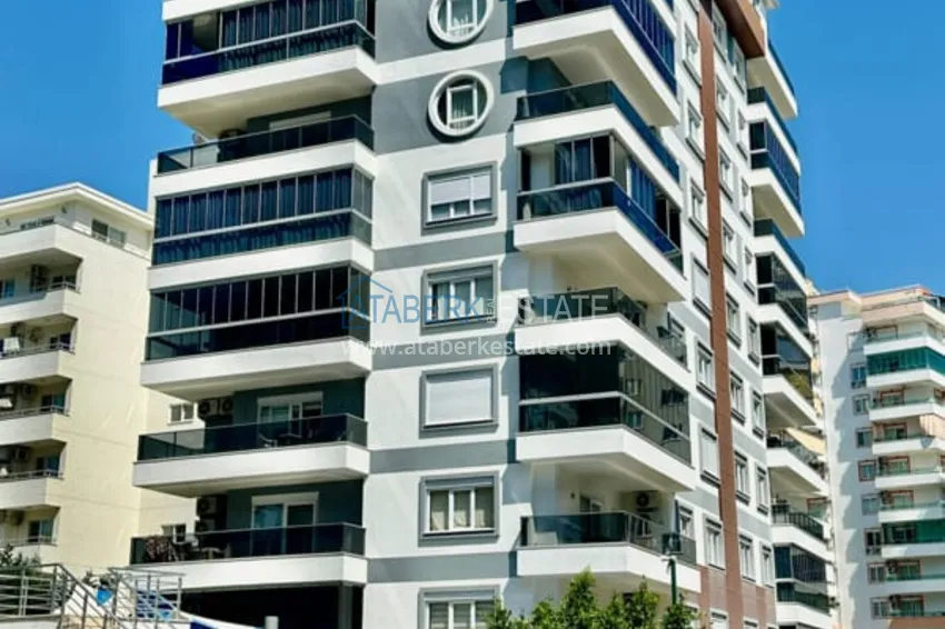 Trzypokojowy apartament z meblami i widokiem na góry — Mahmutlar, Alanya 2 
