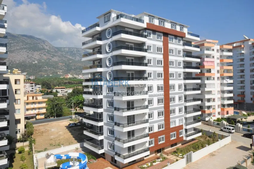 Trzypokojowy apartament z meblami i widokiem na góry — Mahmutlar, Alanya 3 