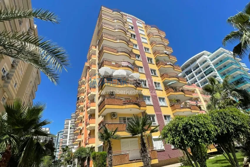 Mieszkanie 2+1 z nowymi meblami i widokiem na morze w kompleksie przy pierwszej plaży, Mahmutlar - dzielnica Alanya. 4 