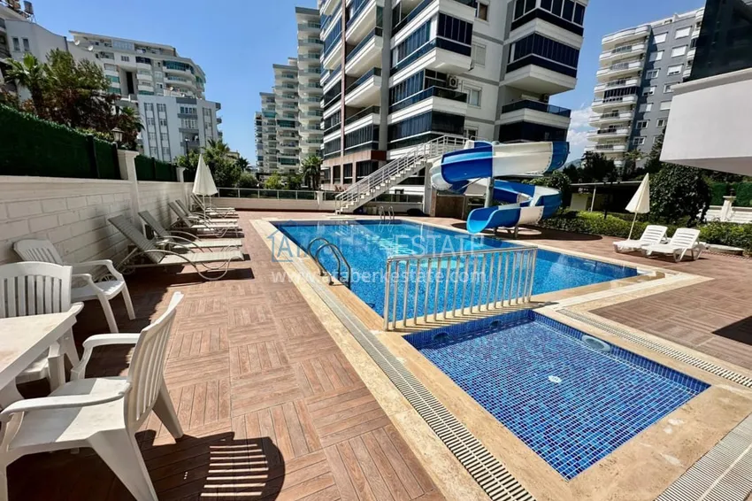 Trzypokojowy apartament z meblami i widokiem na góry — Mahmutlar, Alanya 4 