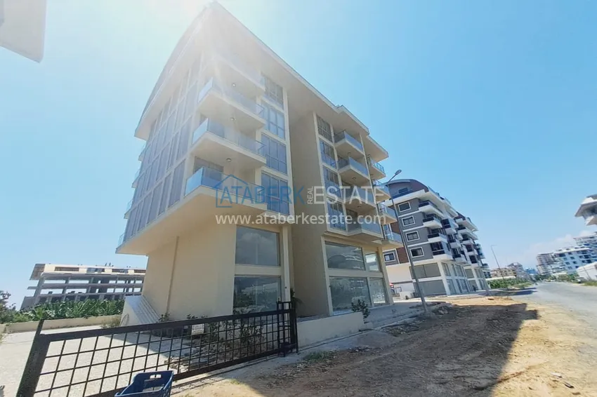 Apartament 1+1 z widokiem na góry i morze, dzielnica Kargicak w Alanyi 6 