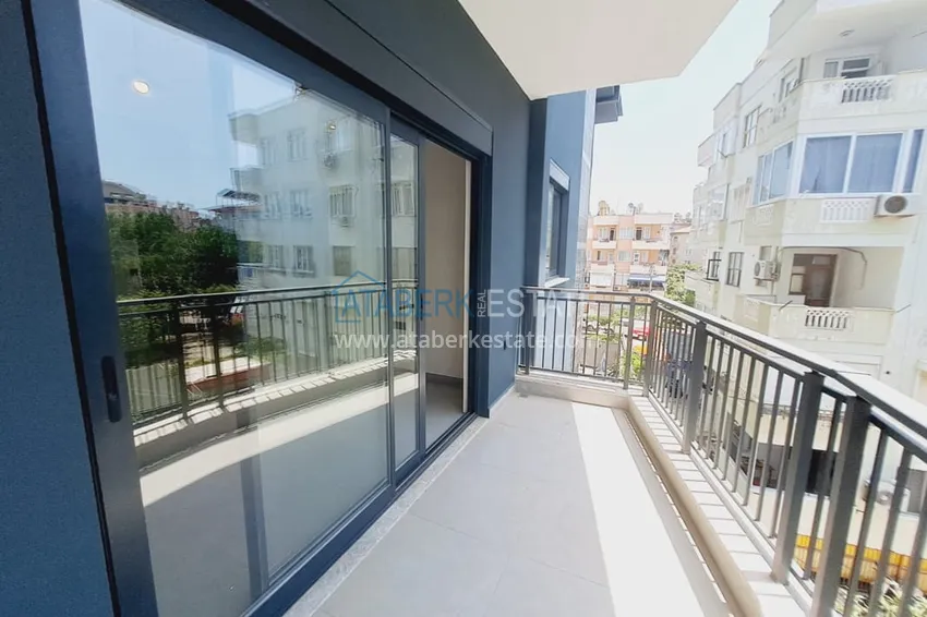 Kupuj  1+1 apartament bezpośrednio od właściciela w nowym budynku 250 od morza - Centrum Alanya 9 