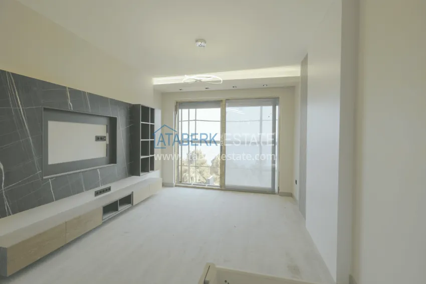 Zdjęcie -  Kompleks mieszkaniowy w budowie przy plaży w Antalya, dzielnica Lara - Guzeloba 7 