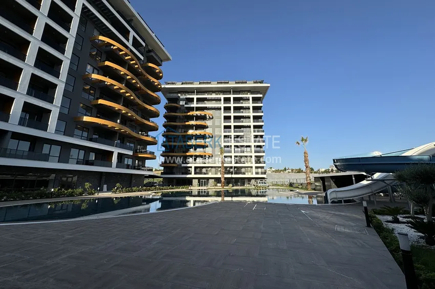 Dobrze wykończone apartamenty w komfortowym kompleksie — Alanya, dzielnica Avsallar 11 