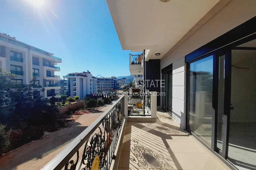 Kupuj  Gotowe trzypokojowe mieszkanie w nowym budynku - Alanya, dzielnica Oba 12 