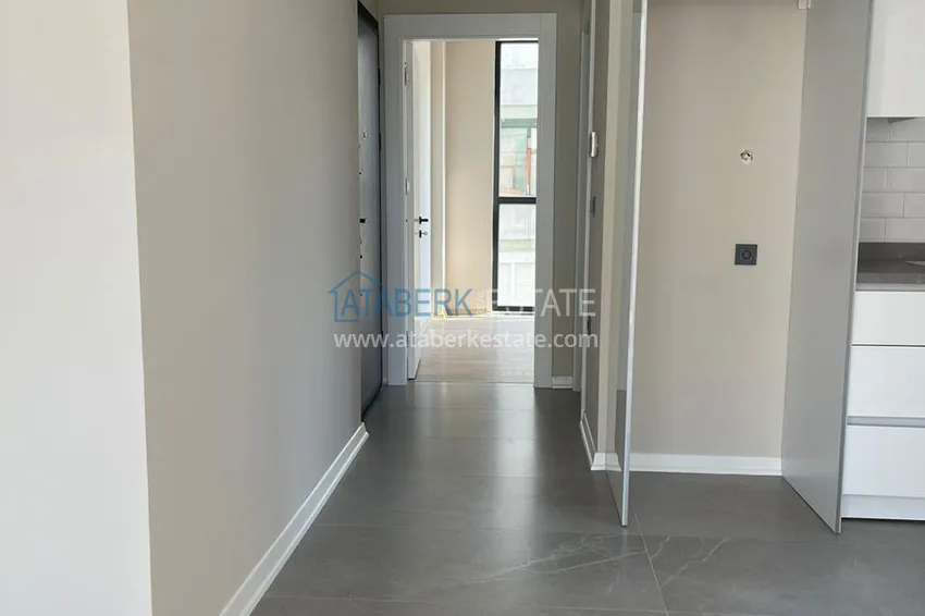 Kupuj  Apartament 1+1 w centrum Alanyi w nowym nowoczesnym kompleksie - plaża Kleopatra 15 