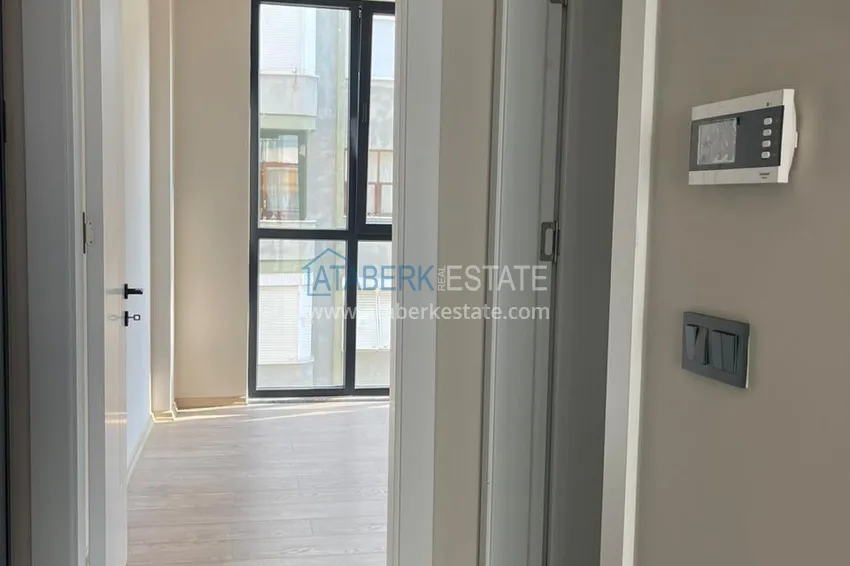 Kupuj  Apartament 1+1 w centrum Alanyi w nowym nowoczesnym kompleksie - plaża Kleopatra 20 