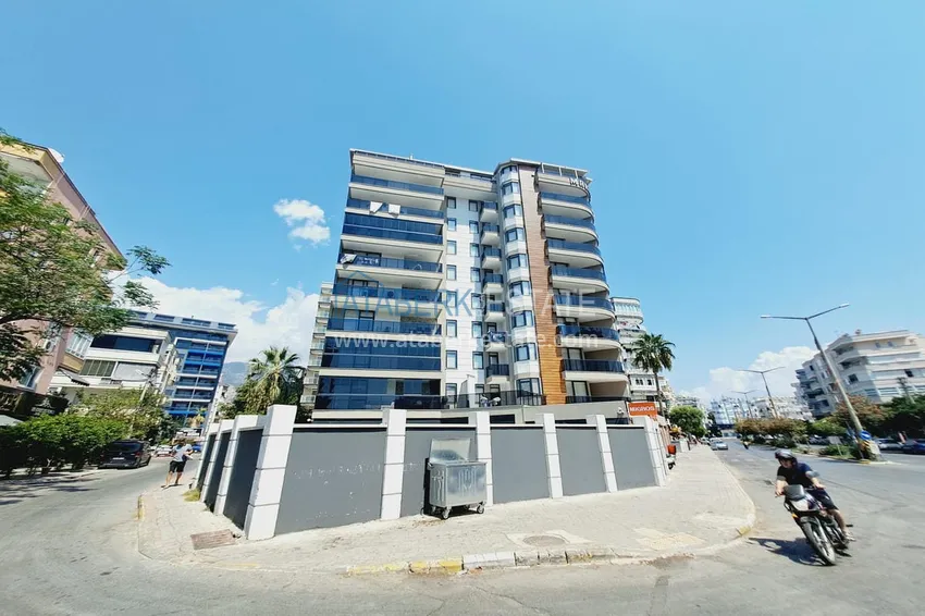 Apartament z dwiema sypialniami z nowymi meblami z widokiem na morze i góry - centrum Alanyi, plaża Kleopatra  1 