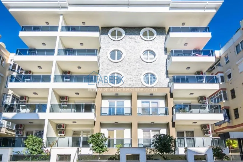 Umeblowany dwupoziomowy penthouse w centrum Alanyi - Plaża Kleopatra 2 