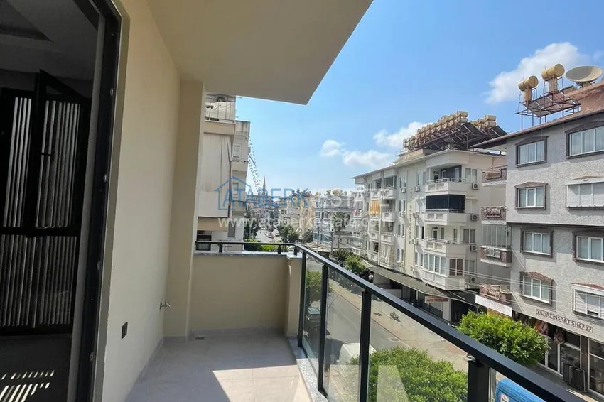 Kupuj  Apartament 1+1 w centrum Alanyi w nowym nowoczesnym kompleksie - plaża Kleopatra 36 