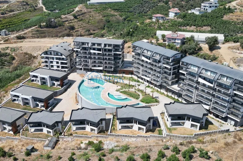 Umeblowany dwupoziomowy penthouse w centrum Alanyi - Plaża Kleopatra 1 