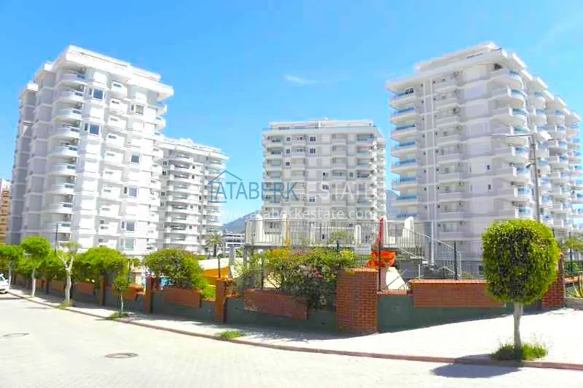 Apartament liniowy 3+1 z meblami, widokiem na morze i góry na plaży - Tosmur, Alanya 3 