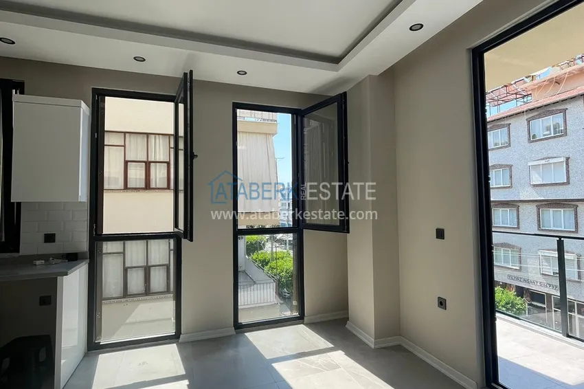 Kupuj  Apartament 1+1 w centrum Alanyi w nowym nowoczesnym kompleksie - plaża Kleopatra 5 