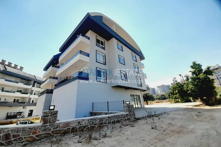 Oferta od właściciela — apartament z jedną sypialnią z pięknym wykończeniem w Oba, Alanya 3 