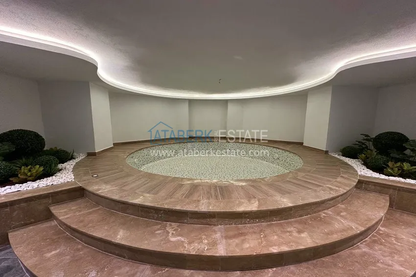 Apartament z dwiema sypialniami z nowymi meblami z widokiem na morze i góry - centrum Alanyi, plaża Kleopatra  15 