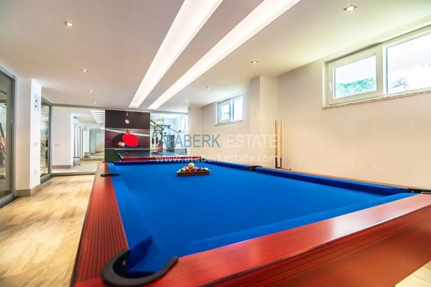 Umeblowany dwupoziomowy penthouse w centrum Alanyi - Plaża Kleopatra 8 