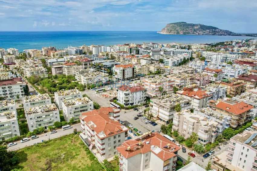 Mieszkanie z jedną sypialnią w przytulnym kompleksie mieszkalnym. Nadaje się do zezwolenia na pobyt. Dystrykt Oba, Alanya 1 