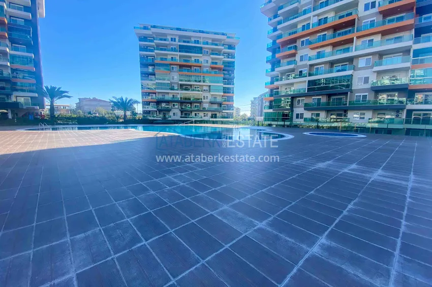 Umeblowane mieszkanie z jedną sypialnią w rezydencji z infrastrukturą hotelową — Alanya, dzielnica Avsallar 12 