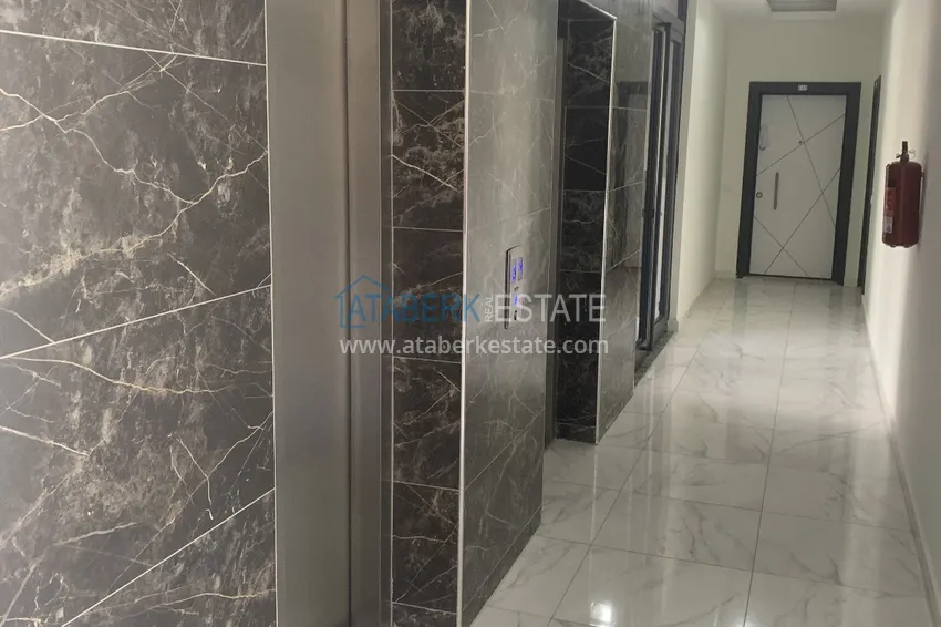 Dwupoziomowy penthouse do nieumeblowanego długoterminowego wynajmu w Alanya, dzielnica Kestel B22 21 