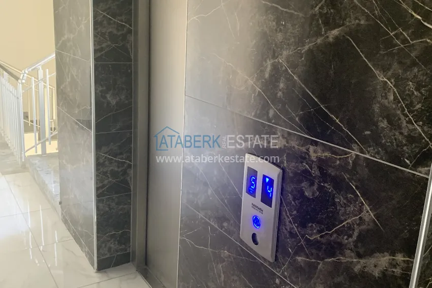 Dwupoziomowy penthouse do nieumeblowanego długoterminowego wynajmu w Alanya, dzielnica Kestel B22 22 