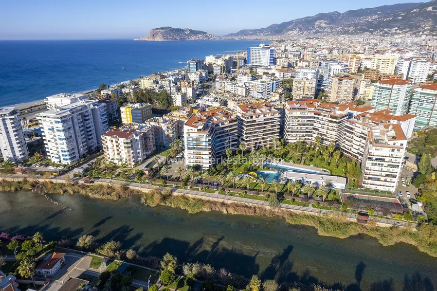 Umeblowany apartament z dwiema sypialniami w Tosmur, nad brzegiem górskiej rzeki 250 metrów od plaży 1 