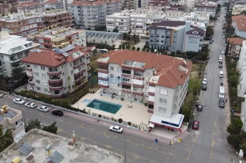 Mieszkanie z jedną sypialnią w przytulnym kompleksie mieszkalnym. Nadaje się do zezwolenia na pobyt. Dystrykt Oba, Alanya 2 