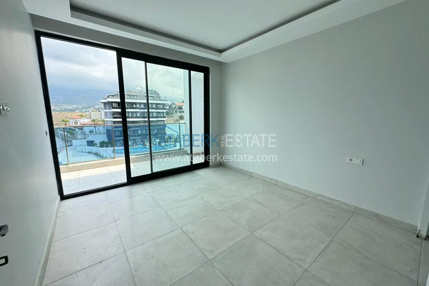 Kupuj  Dwupoziomowy penthouse z widokiem na morze i góry w nowym kompleksie — Alanya, dzielnica Kargicak 21 