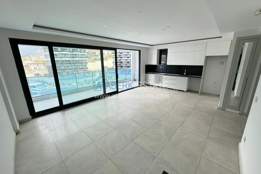 Kupuj  Dwupoziomowy penthouse z widokiem na morze i góry w nowym kompleksie — Alanya, dzielnica Kargicak 3 