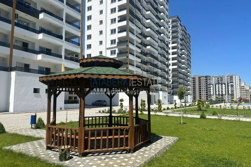 Pilna sprzedaż: Przestronny apartament z widokiem na morze w Mersin, Tomyuk 3 