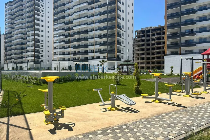 Pilna sprzedaż: Przestronny apartament z widokiem na morze w Mersin, Tomyuk 4 