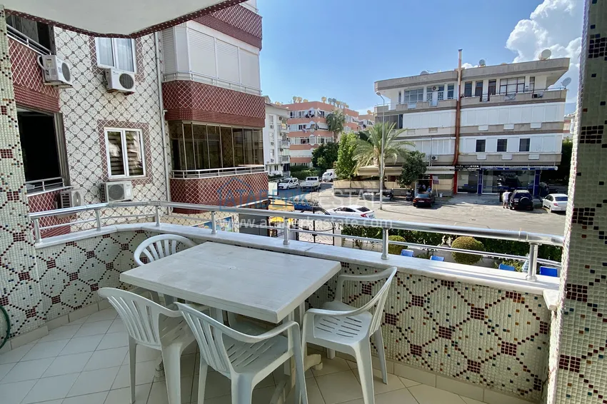 Kupuj  Mieszkanie z jedną sypialnią w przytulnym kompleksie mieszkalnym. Nadaje się do zezwolenia na pobyt. Dystrykt Oba, Alanya 7 