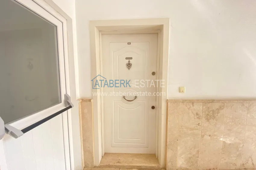 Kupuj  Dwupoziomowy penthouse w Cikcilli, Alanya umeblowany w małym kompleksie  1 